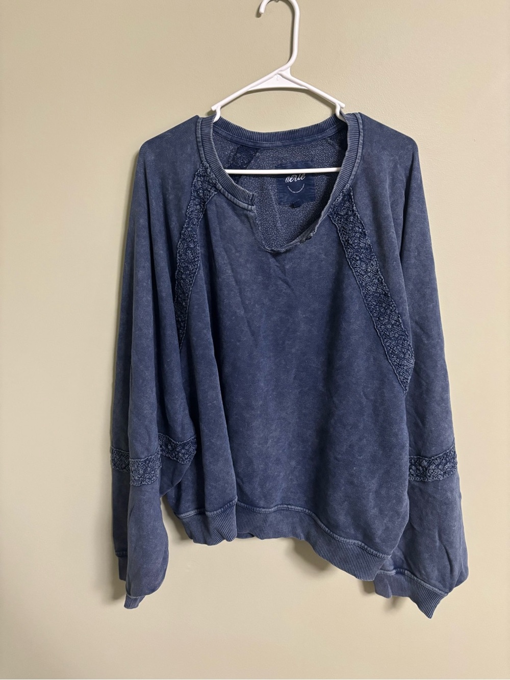 Aerie Hey Crochet Sweatshirt Blue Distressed Raw V-Neck Pullover Size XXL Boho